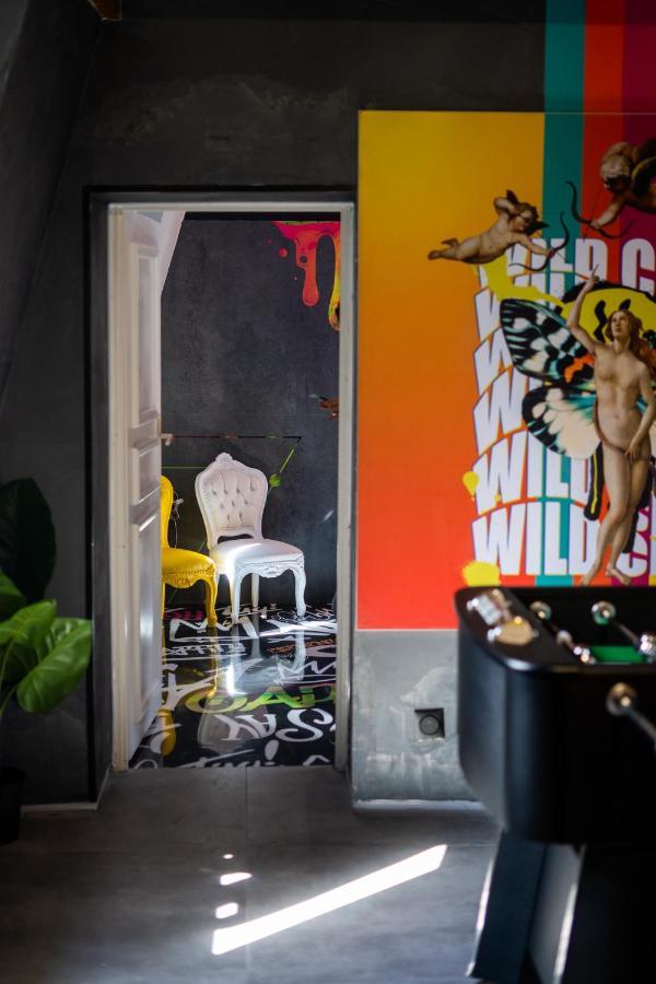 Capsule Art Deco - Jacuzzi - Netflix - Home Cinema - Arcade De Jeux & Nintendo Switch - 2 Chambres - Filet Suspendu Valenciennes Eksteriør billede