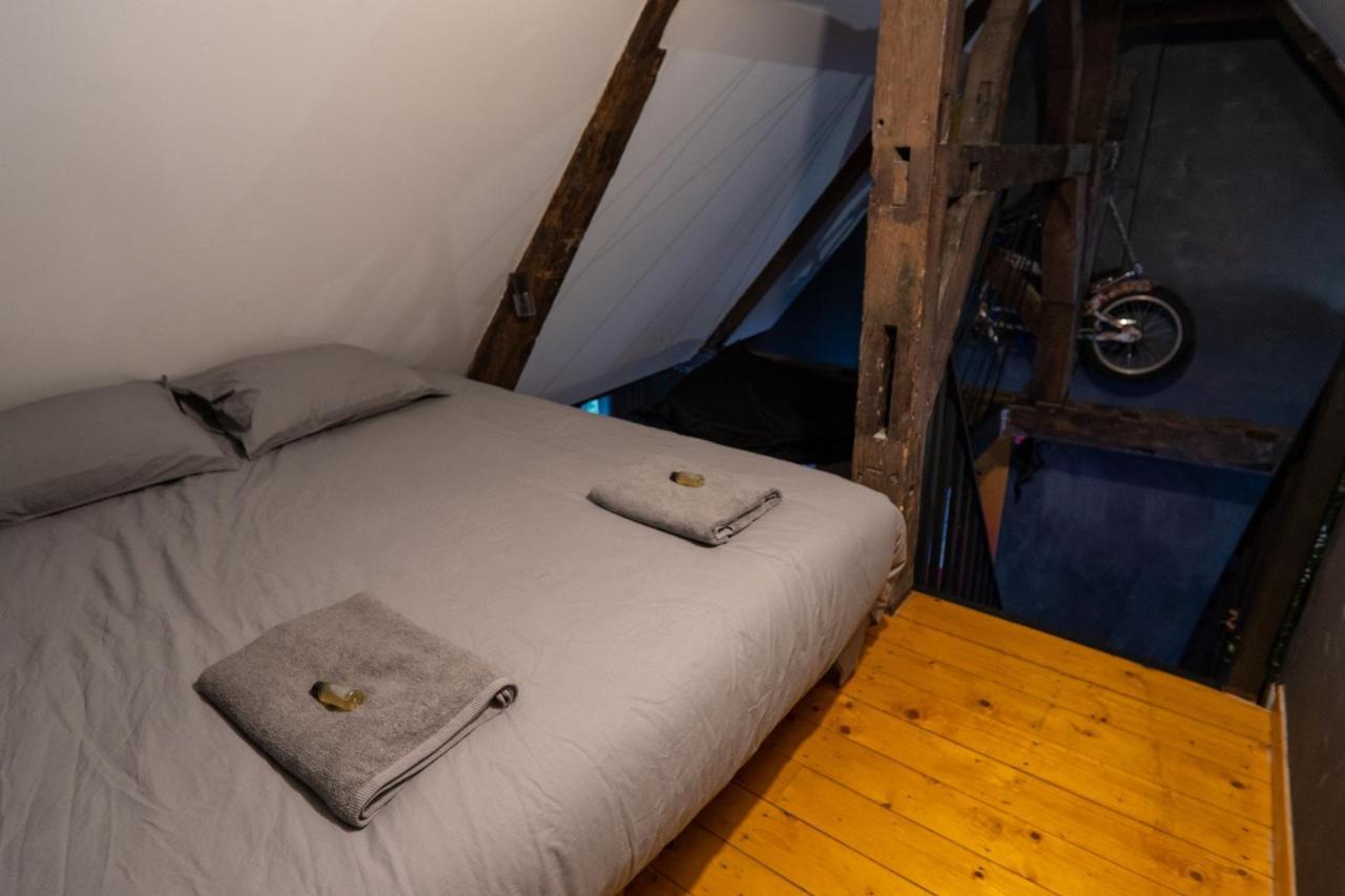 Capsule Art Deco - Jacuzzi - Netflix - Home Cinema - Arcade De Jeux & Nintendo Switch - 2 Chambres - Filet Suspendu Valenciennes Eksteriør billede