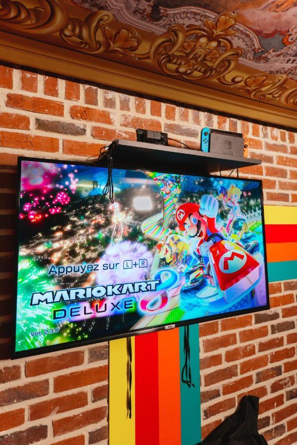 Capsule Art Deco - Jacuzzi - Netflix - Home Cinema - Arcade De Jeux & Nintendo Switch - 2 Chambres - Filet Suspendu Valenciennes Eksteriør billede